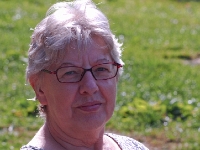 P8258855